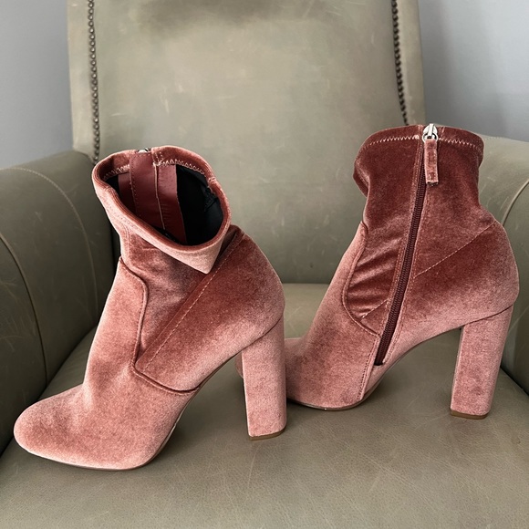 Steve Madden Pink Velvet Boots - Picture 3 of 5